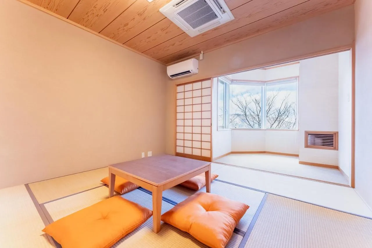 Noel Hakone Gensen Villa 0*,